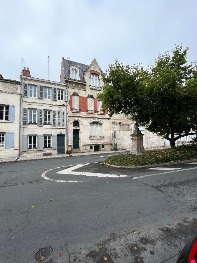 L'Appart Sur Jardin 42M2 Tres Calme La Rochelle  Eksteriør bilde